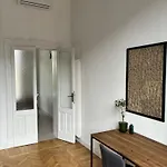 Cremona Suite Apartmán *